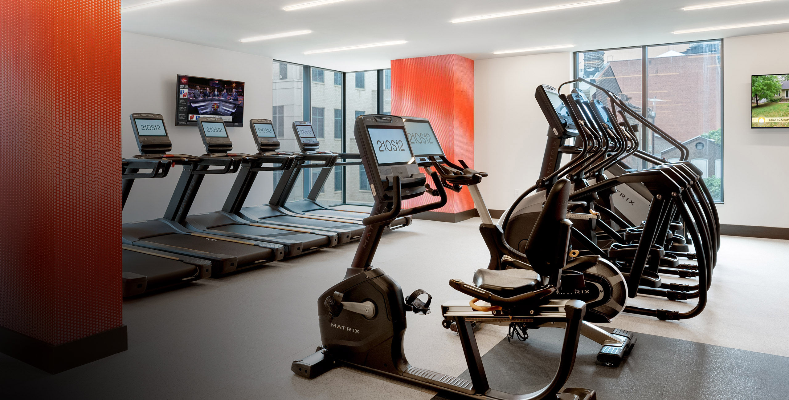 apartments in center city with fitness center